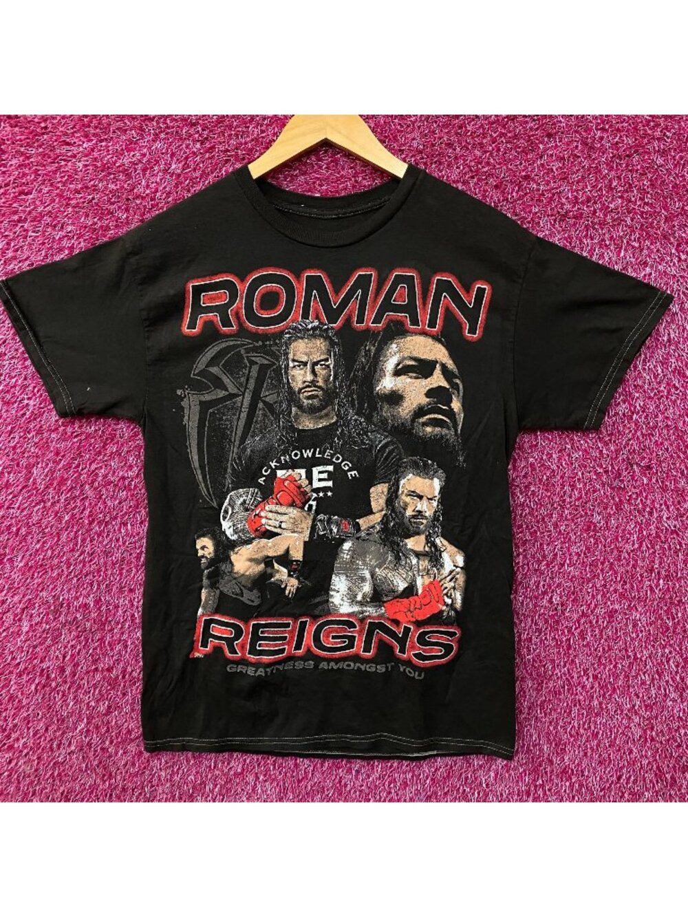 WWE Roman Reigns "Greatness Amongst You" Graphic T-Shirt Medium